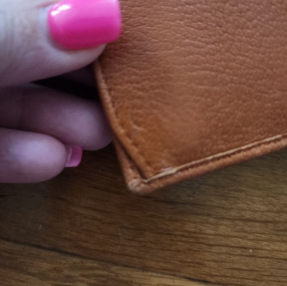Gucci Tan Leather Women's Wallet - Picture 6 of 13